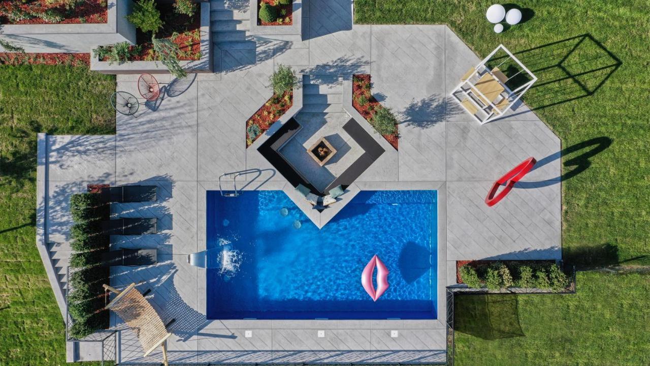 Riverside Pool Villa-Sremski Karlovci Esterno foto